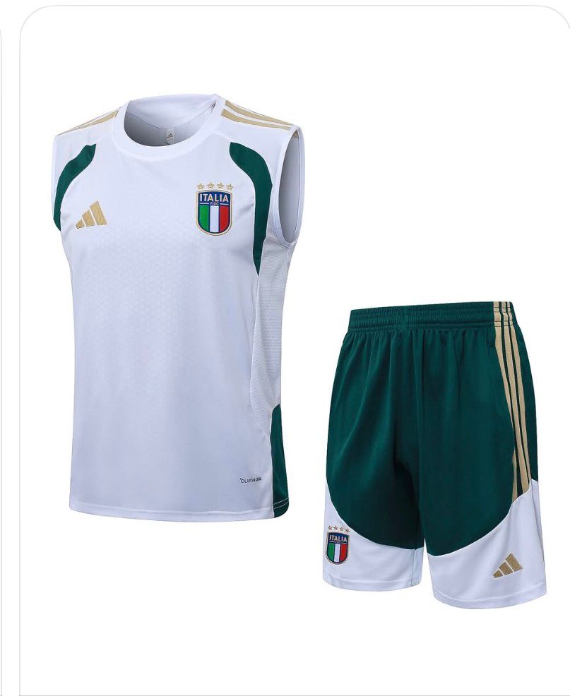 Adult Kit Italy Sleeveless 26/27